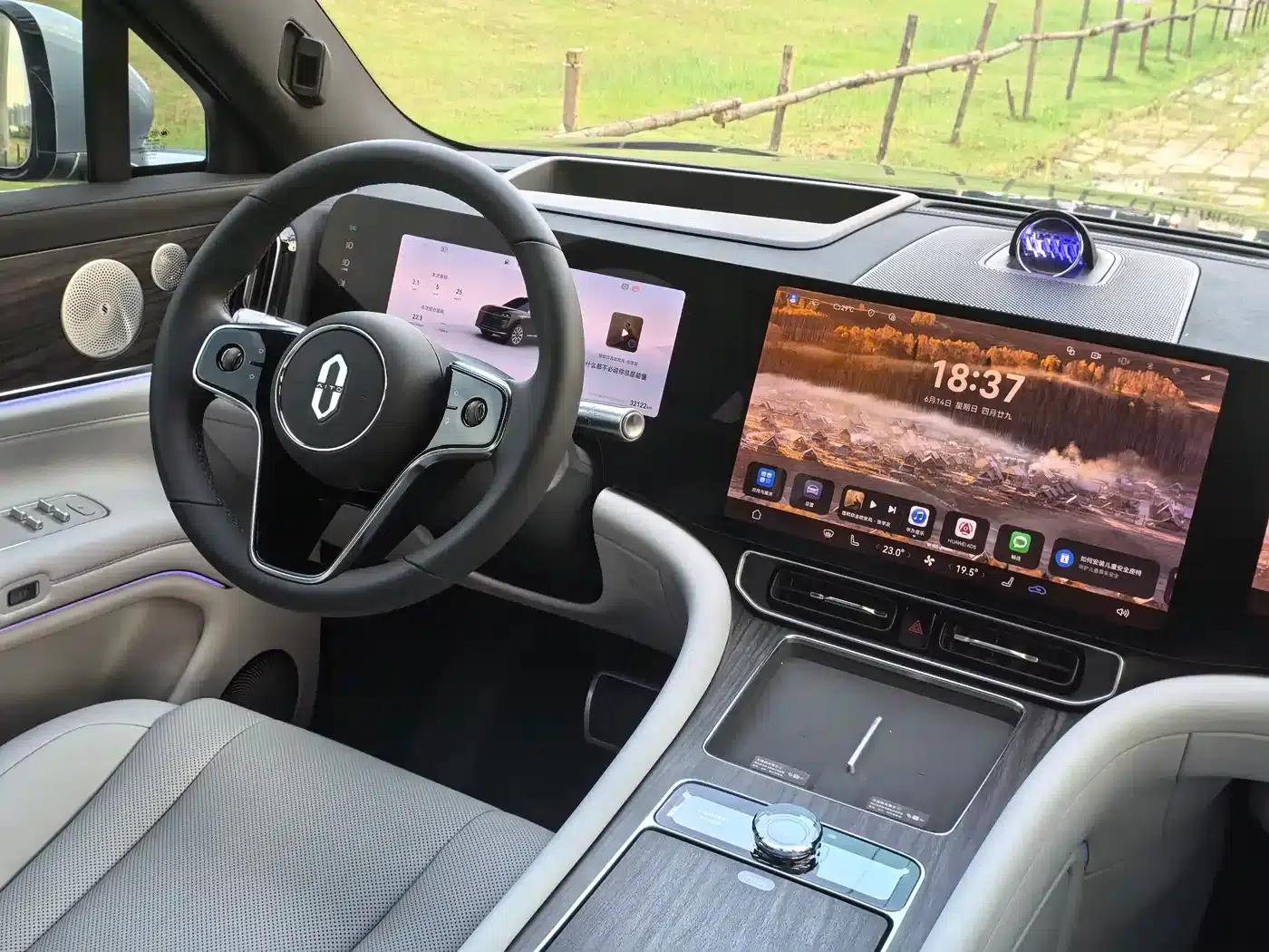 Wenjie M9 2024 Range Extended Ultra Edition 52kWh 6-Seater — миниатюра 20