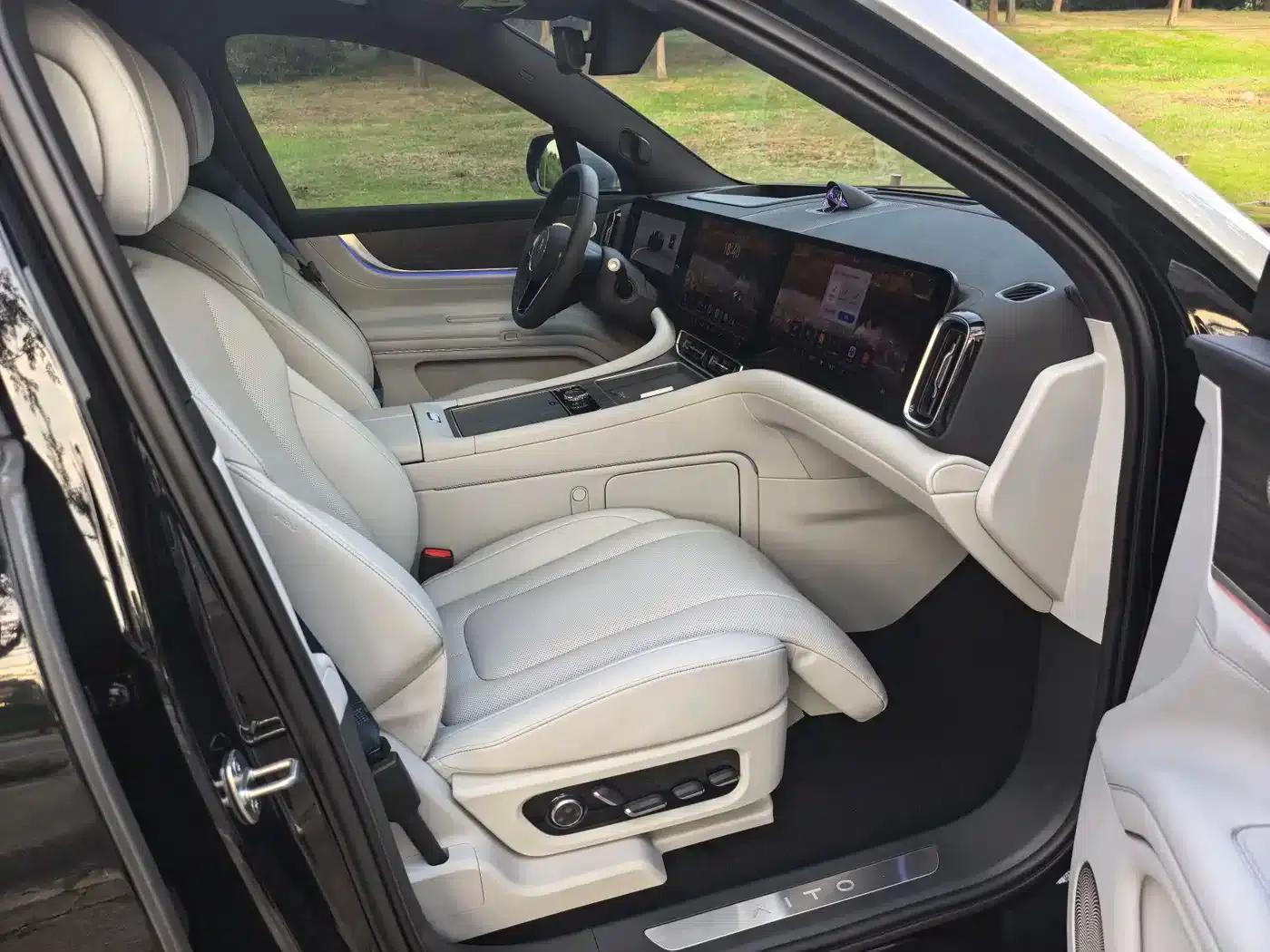 Wenjie M9 2024 Range Extended Ultra Edition 52kWh 6-Seater — миниатюра 21