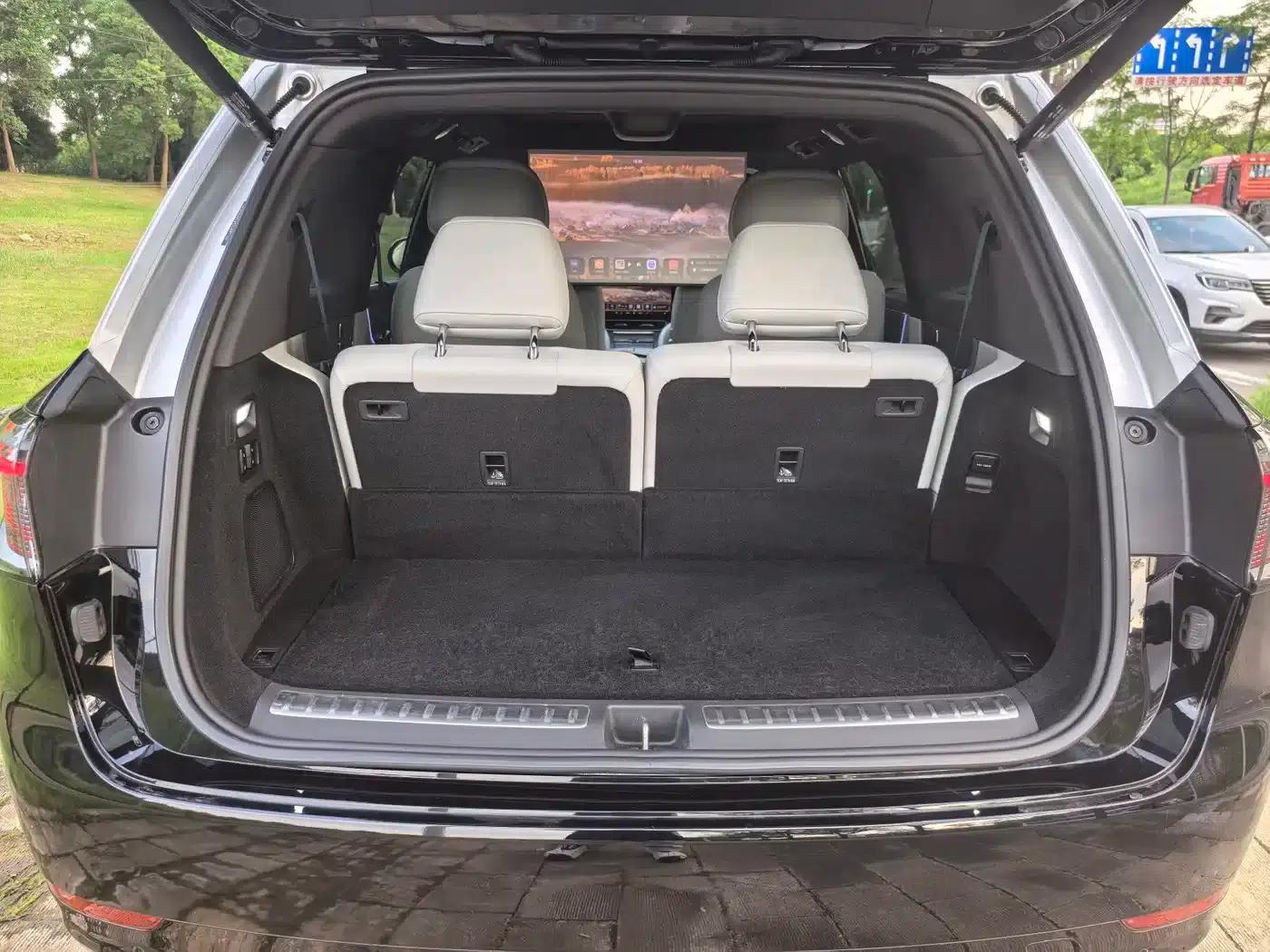 Wenjie M9 2024 Range Extended Ultra Edition 52kWh 6-Seater — миниатюра 23
