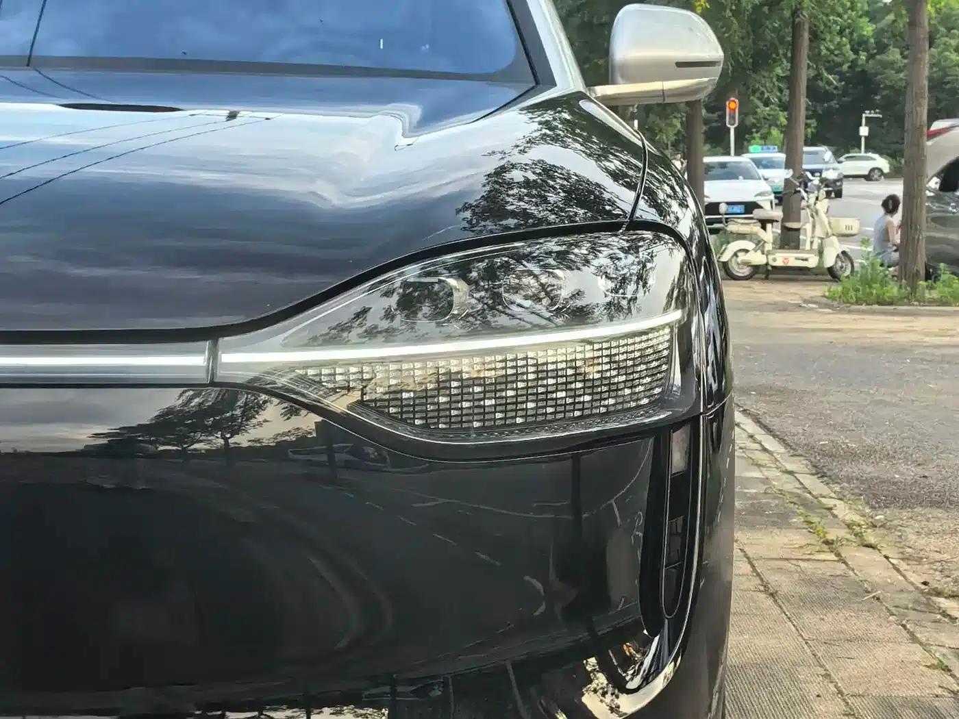 Wenjie M9 2024 Range Extended Ultra Edition 52kWh 6-Seater — миниатюра 26