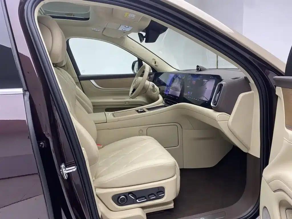 Wenjie M9 2025 Ultra Extended Range Edition (52kWh, 6-seater, 192-line LiDAR) — миниатюра 18