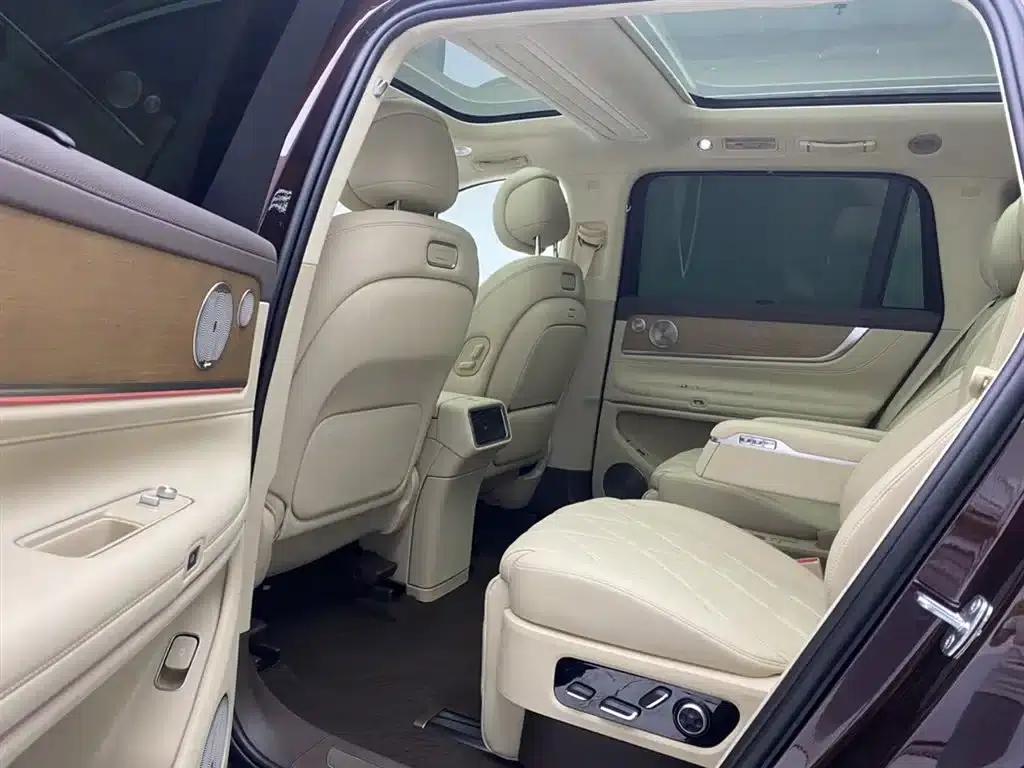 Wenjie M9 2025 Ultra Extended Range Edition (52kWh, 6-seater, 192-line LiDAR) — миниатюра 19