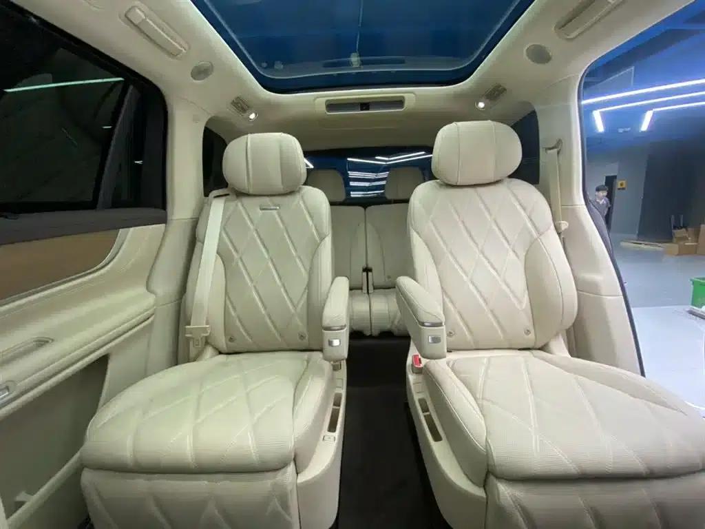 Wenjie M9 2025 Ultra Extended Range Edition (52kWh, 6-seater, 192-line LiDAR) — миниатюра 25