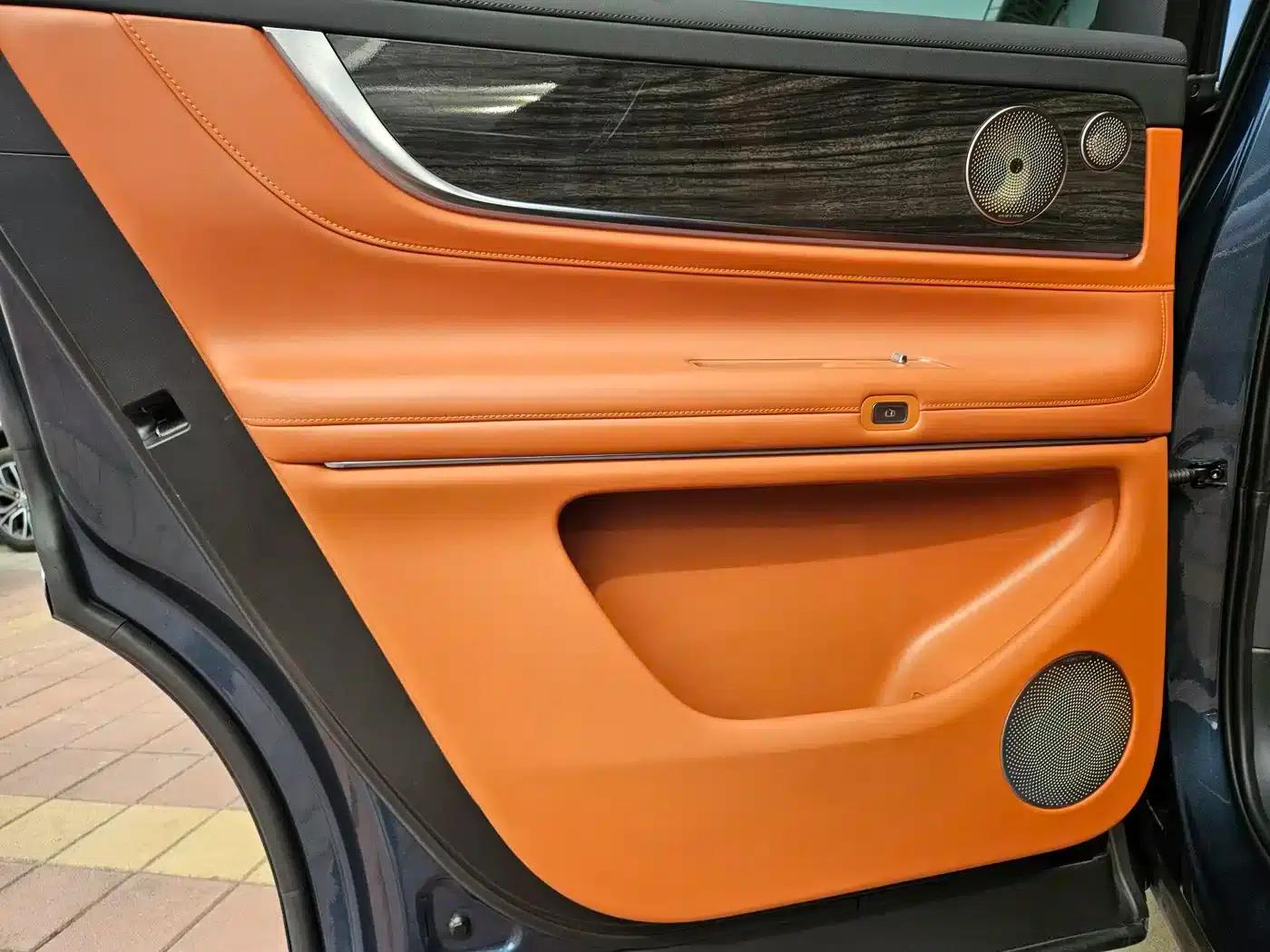 Wenjie M9 2024 Range Extended Ultra Edition 42kWh 6-Seater — миниатюра 12