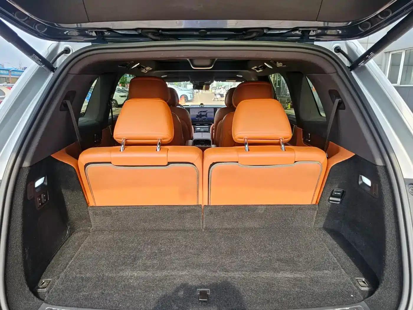 Wenjie M9 2024 Range Extended Ultra Edition 42kWh 6-Seater — миниатюра 21