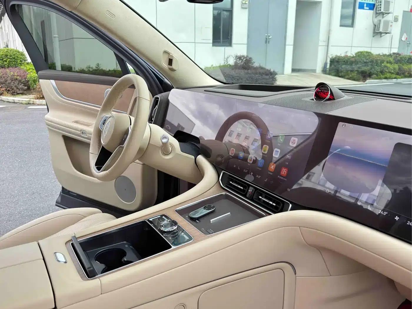 Wenjie M9 2025 Ultra Extended Range Edition 52kWh 6-Seat Version (192-line LiDAR) — миниатюра 11
