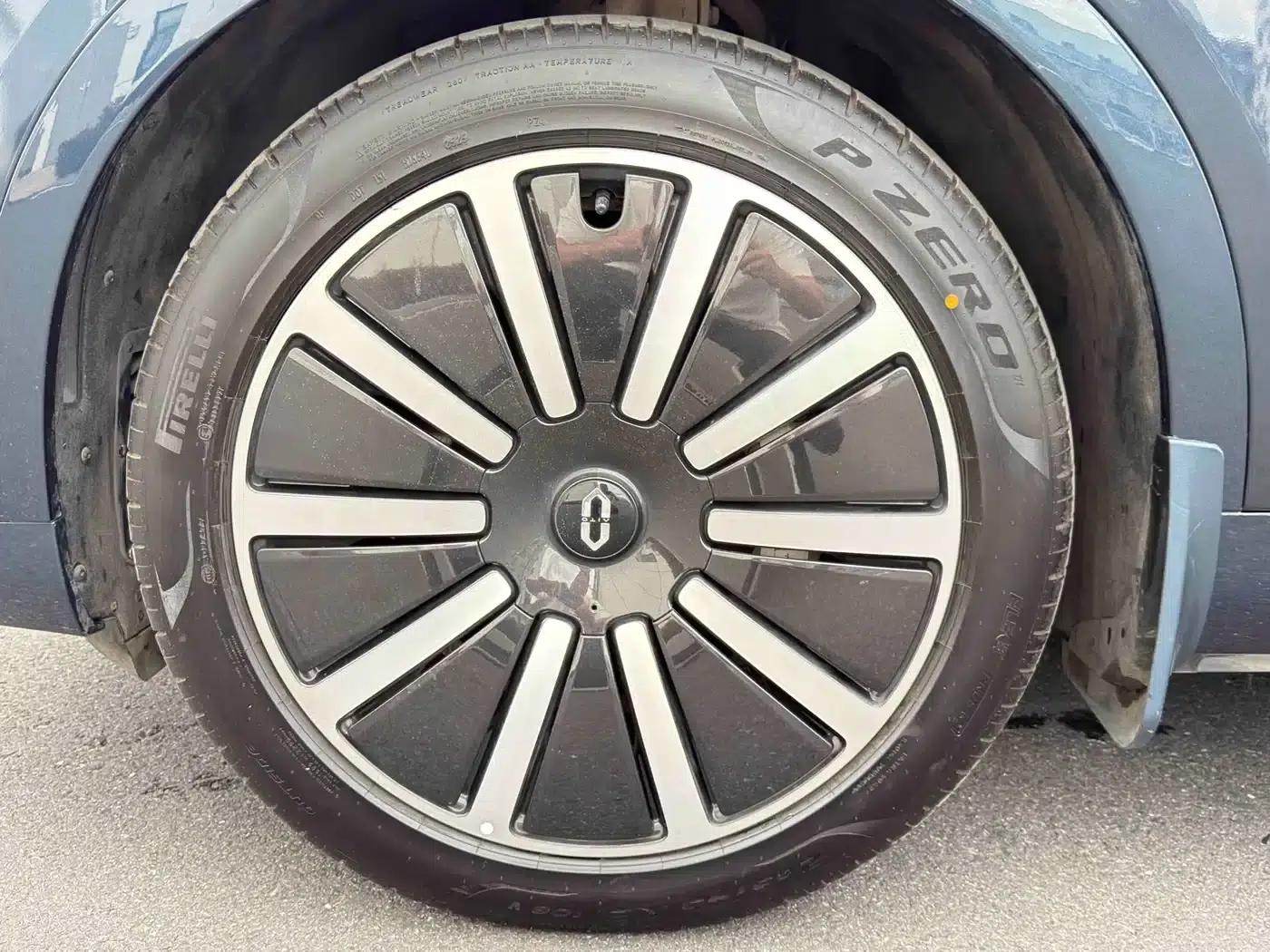 Wenjie M9 2025 Ultra Extended Range Edition 52kWh 6-Seat Version (192-line LiDAR) — миниатюра 26