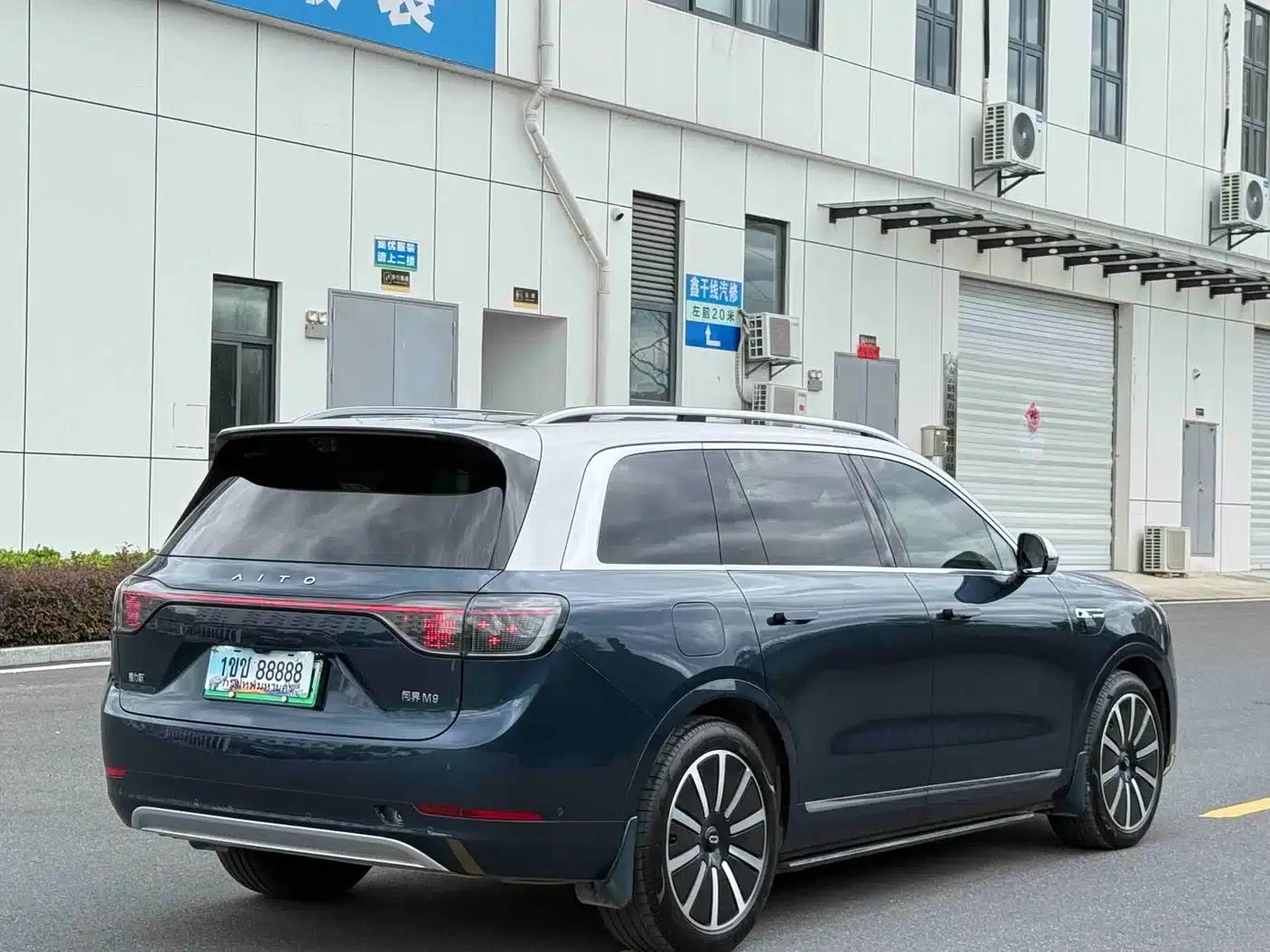 Wenjie M9 2025 Ultra Extended Range Edition 52kWh 6-Seat Version (192-line LiDAR) — миниатюра 28