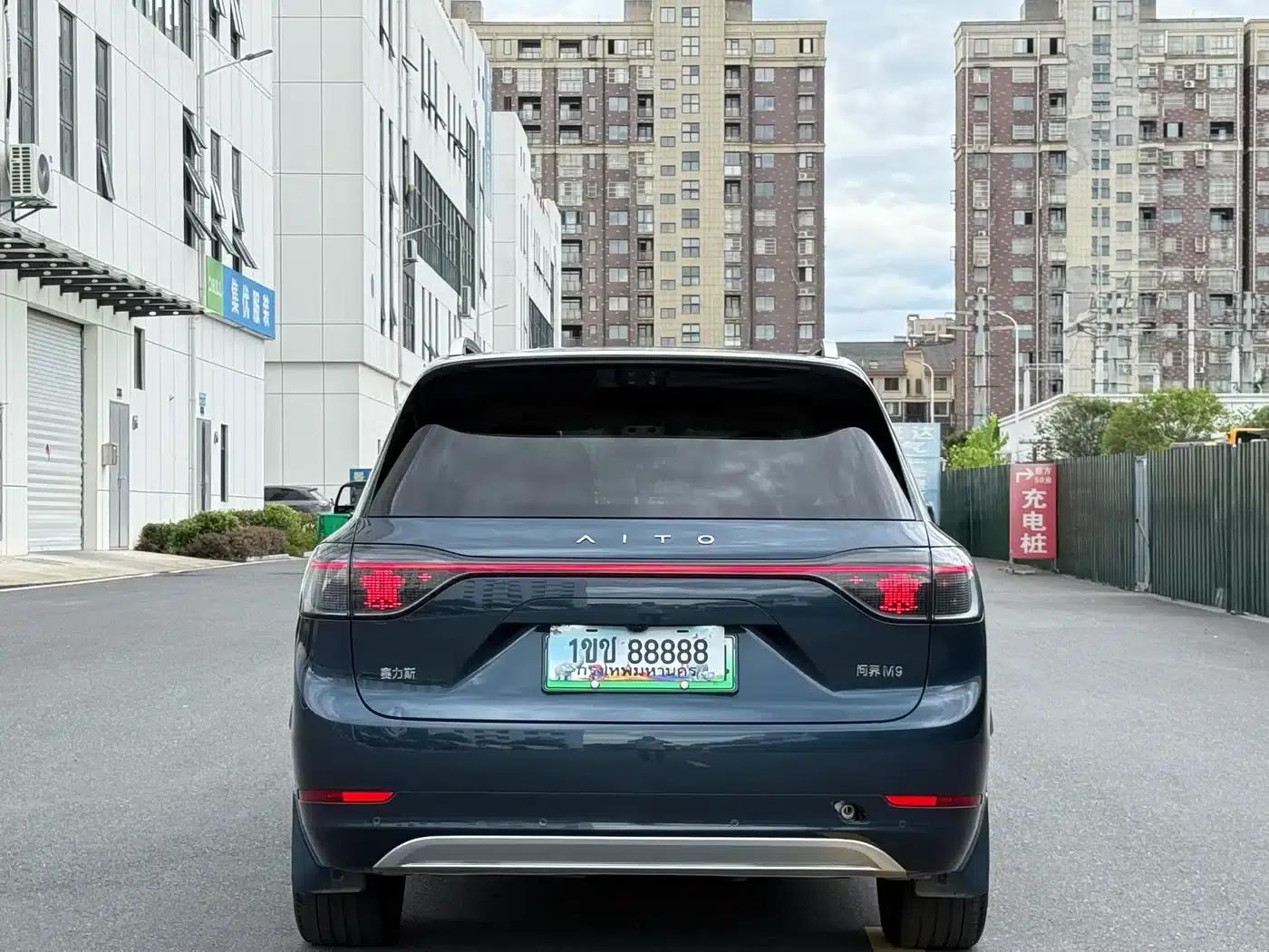 Wenjie M9 2025 Ultra Extended Range Edition 52kWh 6-Seat Version (192-line LiDAR) — миниатюра 29