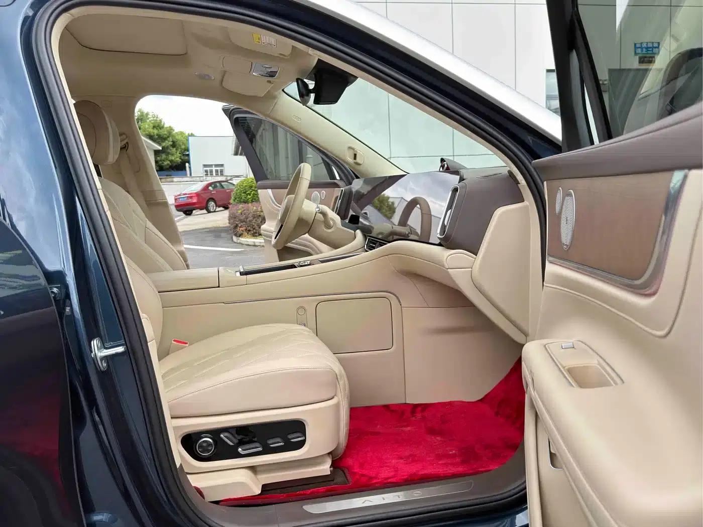 Wenjie M9 2025 Ultra Extended Range Edition 52kWh 6-Seat Version (192-line LiDAR) — миниатюра 9