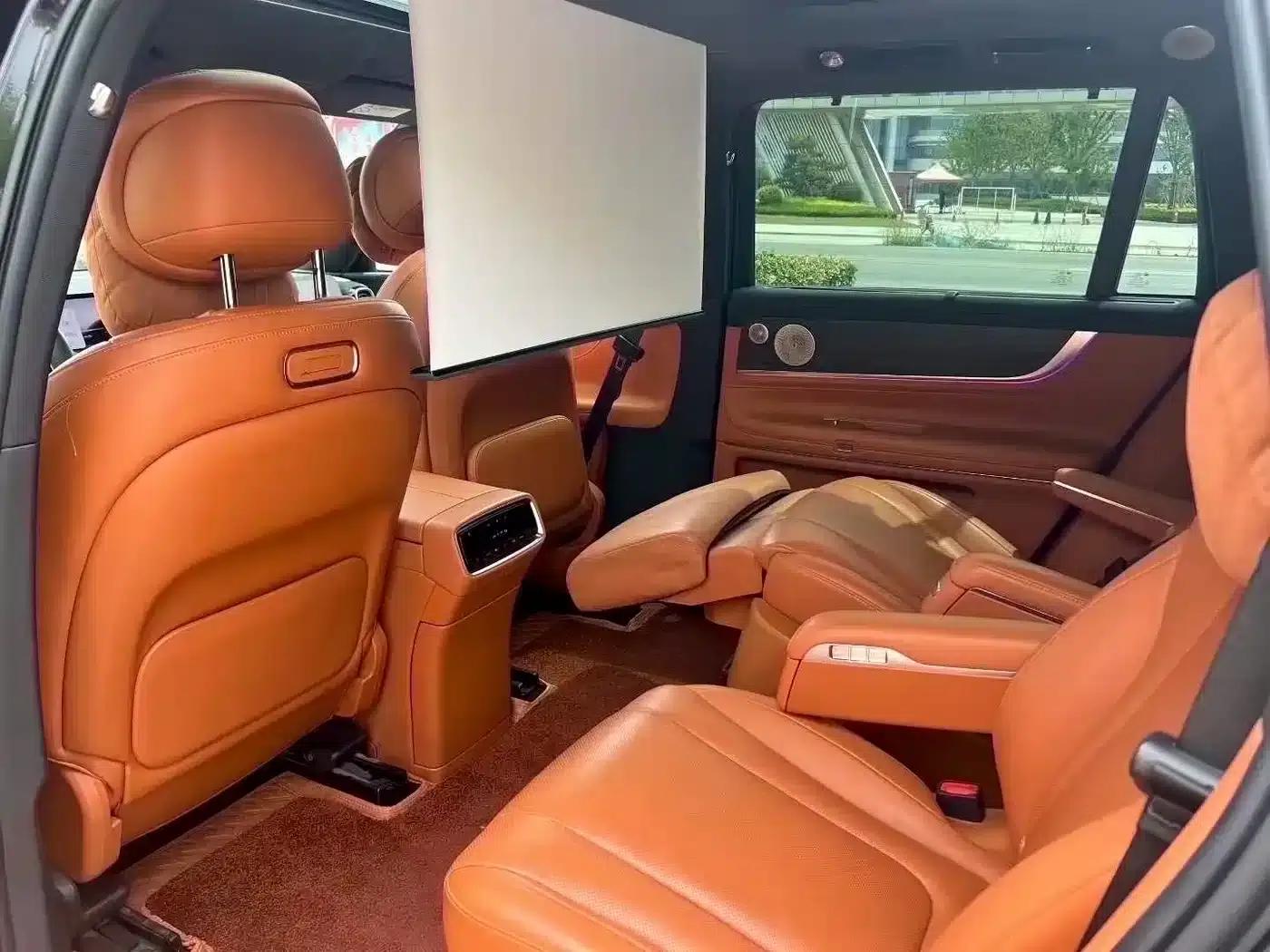 Wenjie M9 2024 Range Extended Ultra Edition 52kWh 6-Seater — миниатюра 4