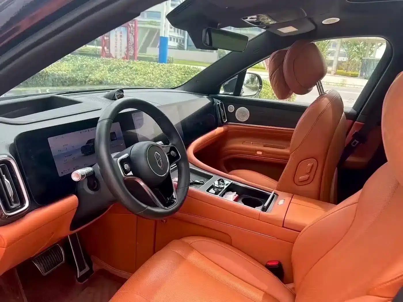 Wenjie M9 2024 Range Extended Ultra Edition 52kWh 6-Seater — миниатюра 5