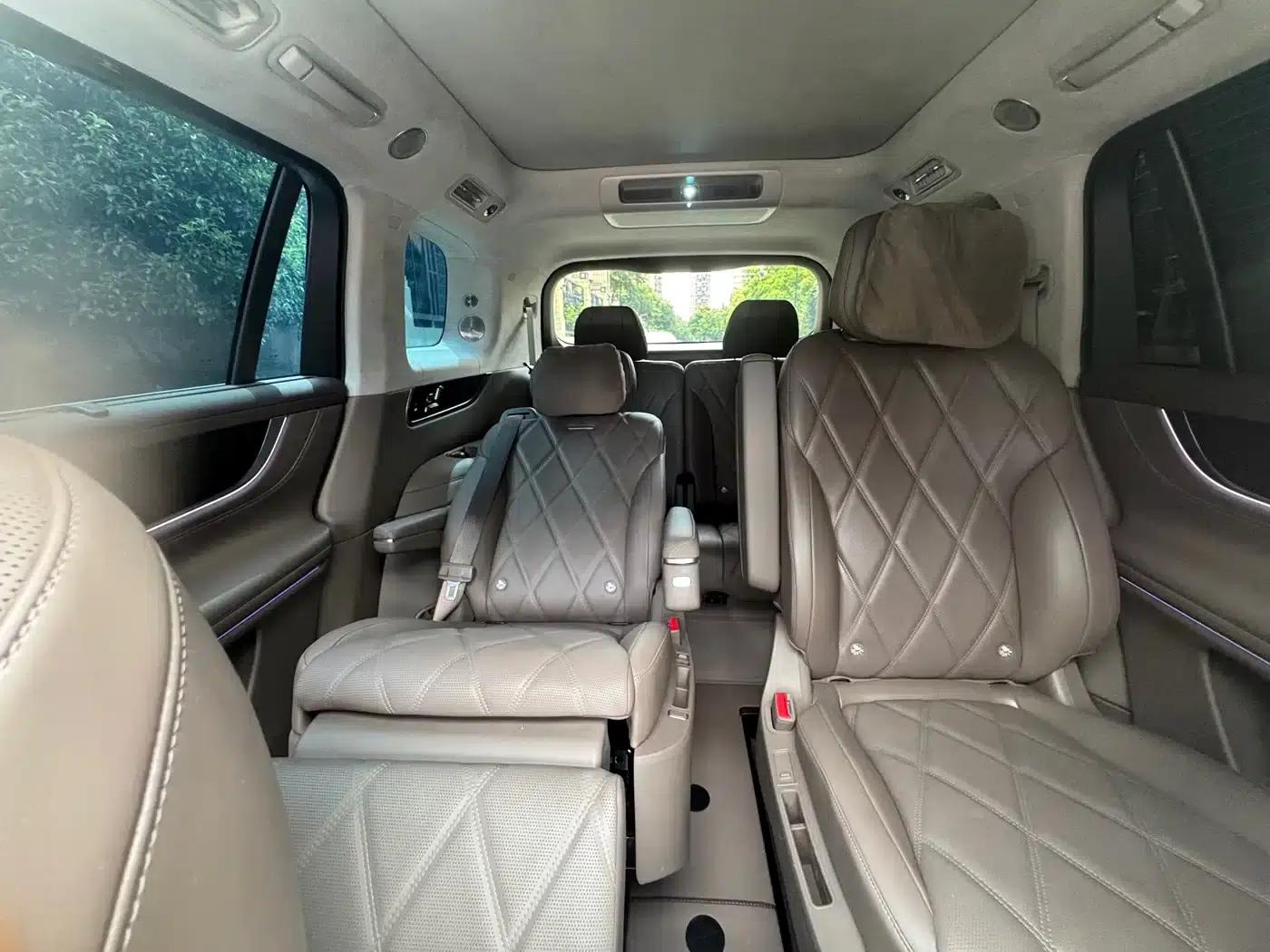 Wenjie M9 2025 Ultra Extended Range Edition (52kWh, 6-seater, 192-line LiDAR) — миниатюра 22