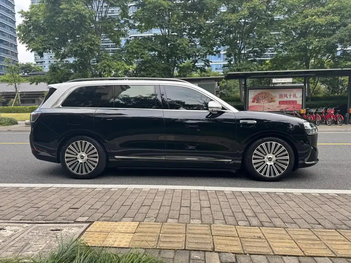 Wenjie M9 2025 Ultra Extended Range Edition (52kWh, 6-seater, 192-line LiDAR) — миниатюра 7