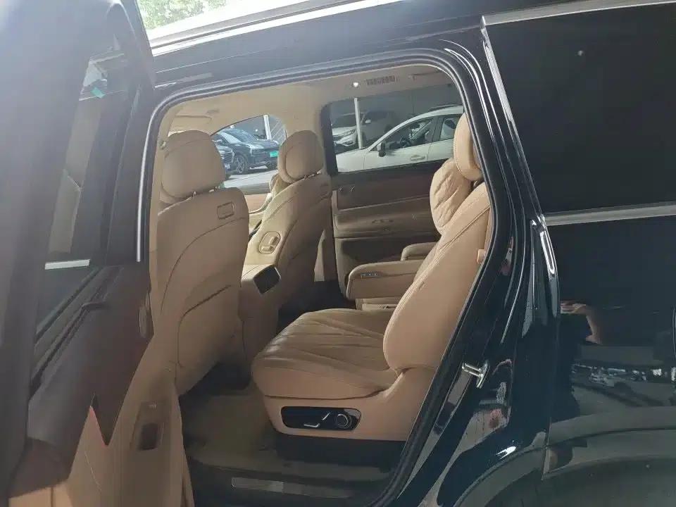 Wenjie M9 2024 Range Extended Ultra Edition 42kWh 6-Seater — миниатюра 3