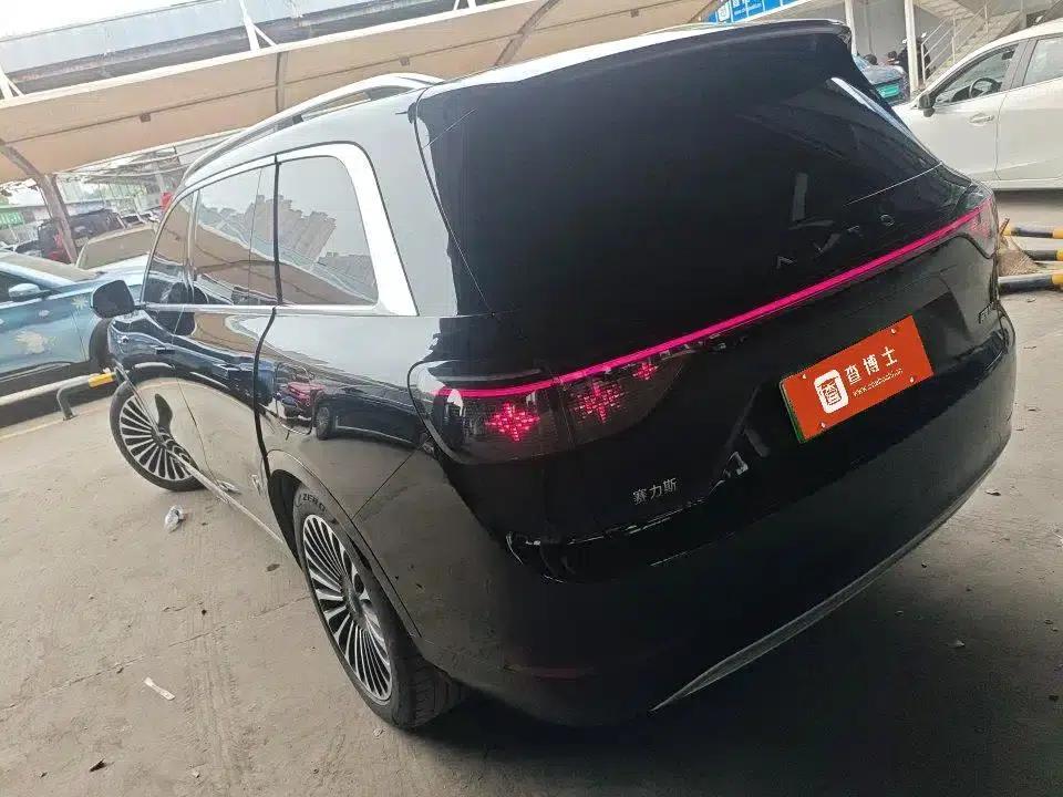 Wenjie M9 2024 Range Extended Ultra Edition 42kWh 6-Seater — миниатюра 6