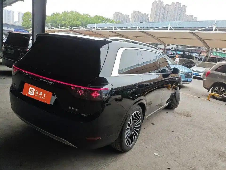 Wenjie M9 2024 Range Extended Ultra Edition 42kWh 6-Seater — миниатюра 7