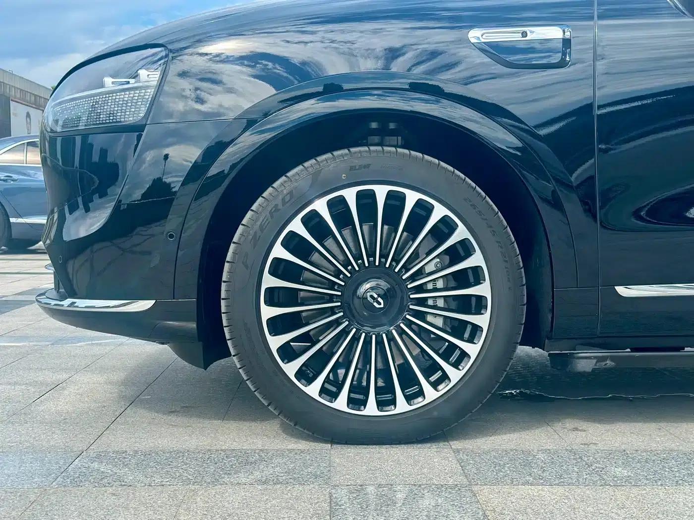 Wenjie M9 2025 Ultra Extended Range Edition 52kWh 6-Seat Version (192-line LiDAR) — миниатюра 14