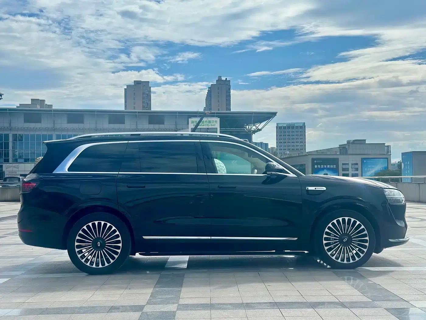 Wenjie M9 2025 Ultra Extended Range Edition 52kWh 6-Seat Version (192-line LiDAR) — миниатюра 16