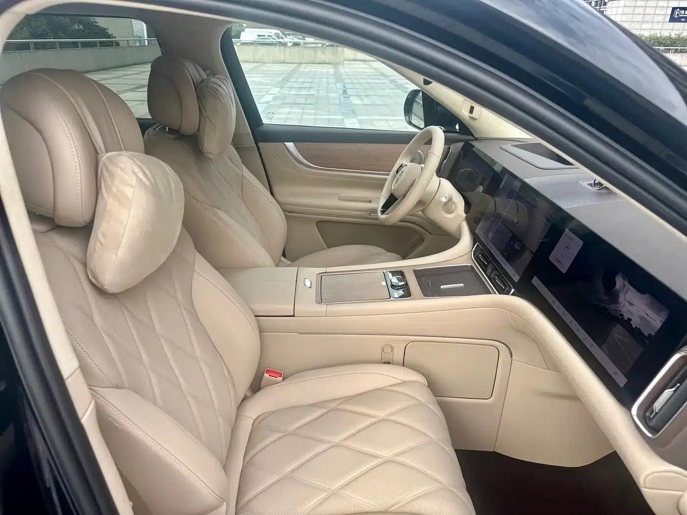 Wenjie M9 2025 Ultra Extended Range Edition 52kWh 6-Seat Version (192-line LiDAR) — миниатюра 4