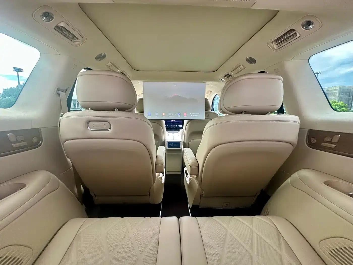 Wenjie M9 2025 Ultra Extended Range Edition 52kWh 6-Seat Version (192-line LiDAR) — миниатюра 8