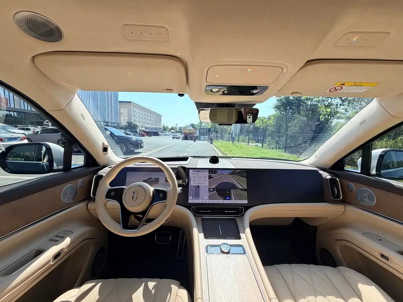 Wenjie M9 2024 Range Extended Ultra Edition 42kWh 6-Seater — миниатюра 11