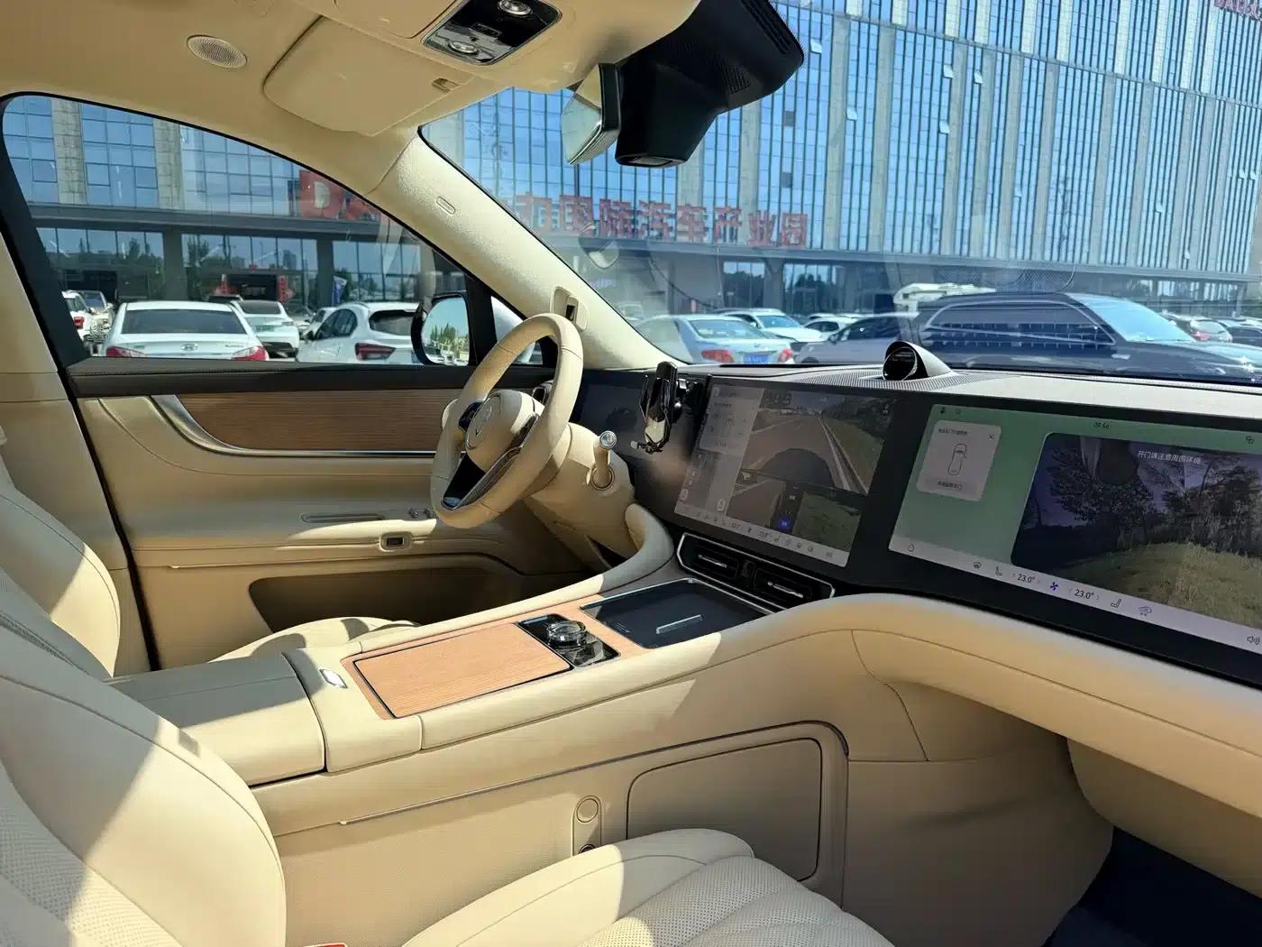Wenjie M9 2024 Range Extended Ultra Edition 42kWh 6-Seater — миниатюра 14
