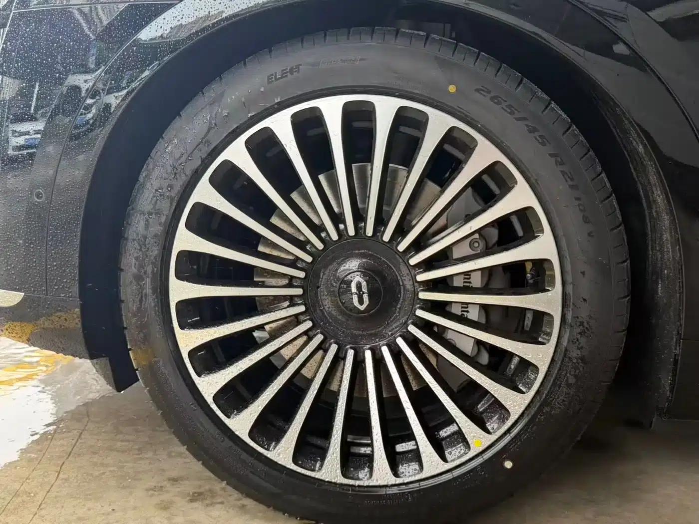 Wenjie M9 2025 Extended Range Max Edition 52kWh 6-Seat Version (896-line LiDAR) — миниатюра 27