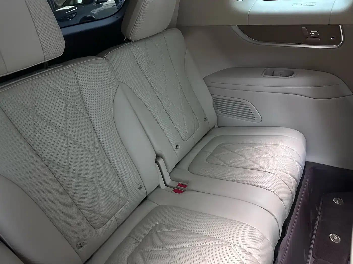 Wenjie M9 2024 Range Extended Ultra Edition 52kWh 6-Seater — миниатюра 11