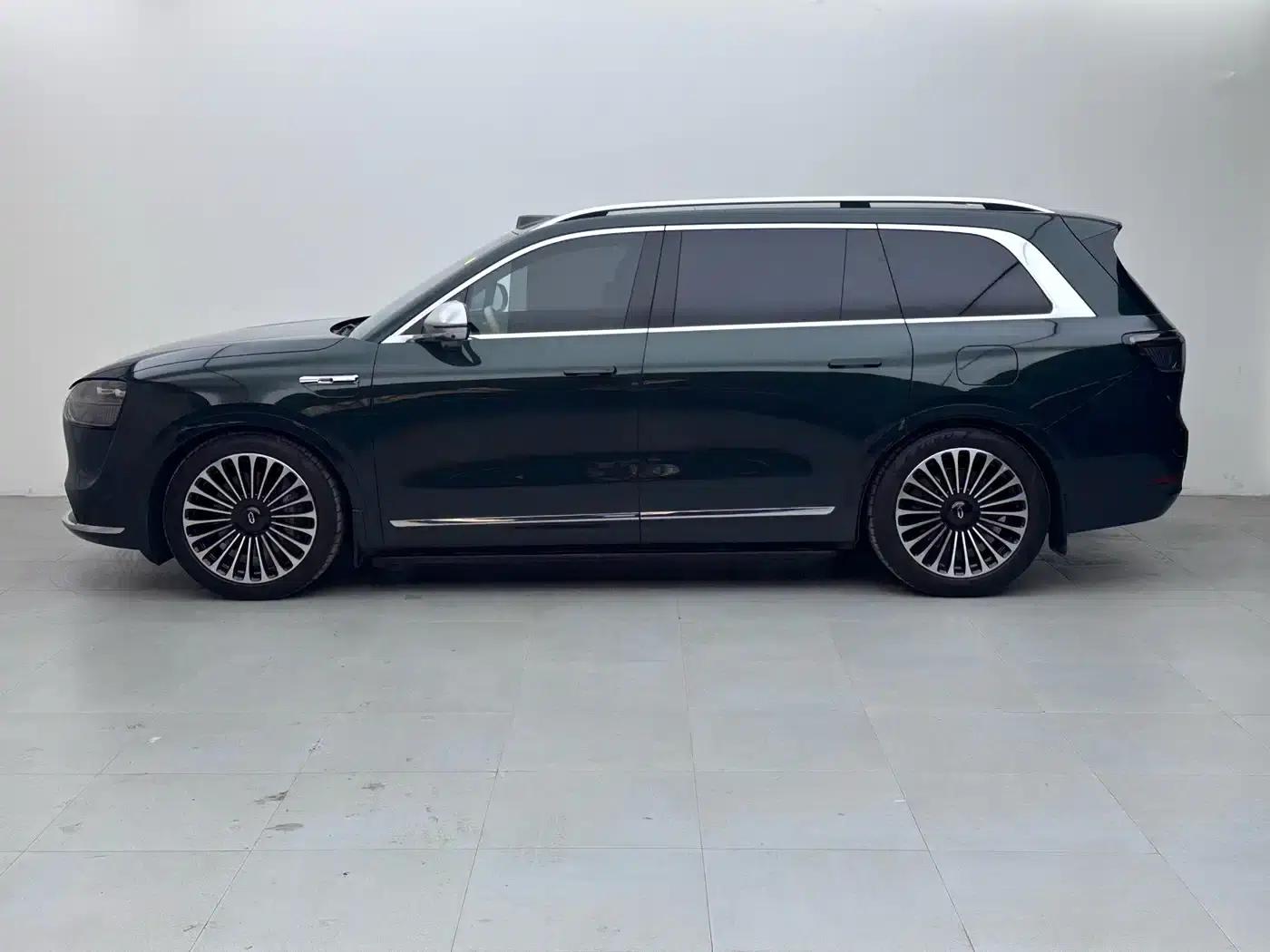 Wenjie M9 2024 Range Extended Ultra Edition 52kWh 6-Seater — миниатюра 3