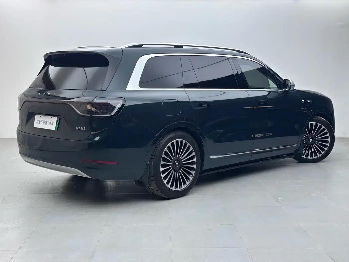 Wenjie M9 2024 Range Extended Ultra Edition 52kWh 6-Seater — миниатюра 4