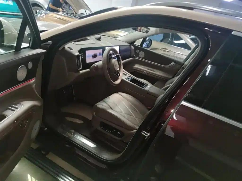Wenjie M9 2025 Ultra Extended Range Edition 52kWh 6-Seat Version (192-line LiDAR) — миниатюра 8