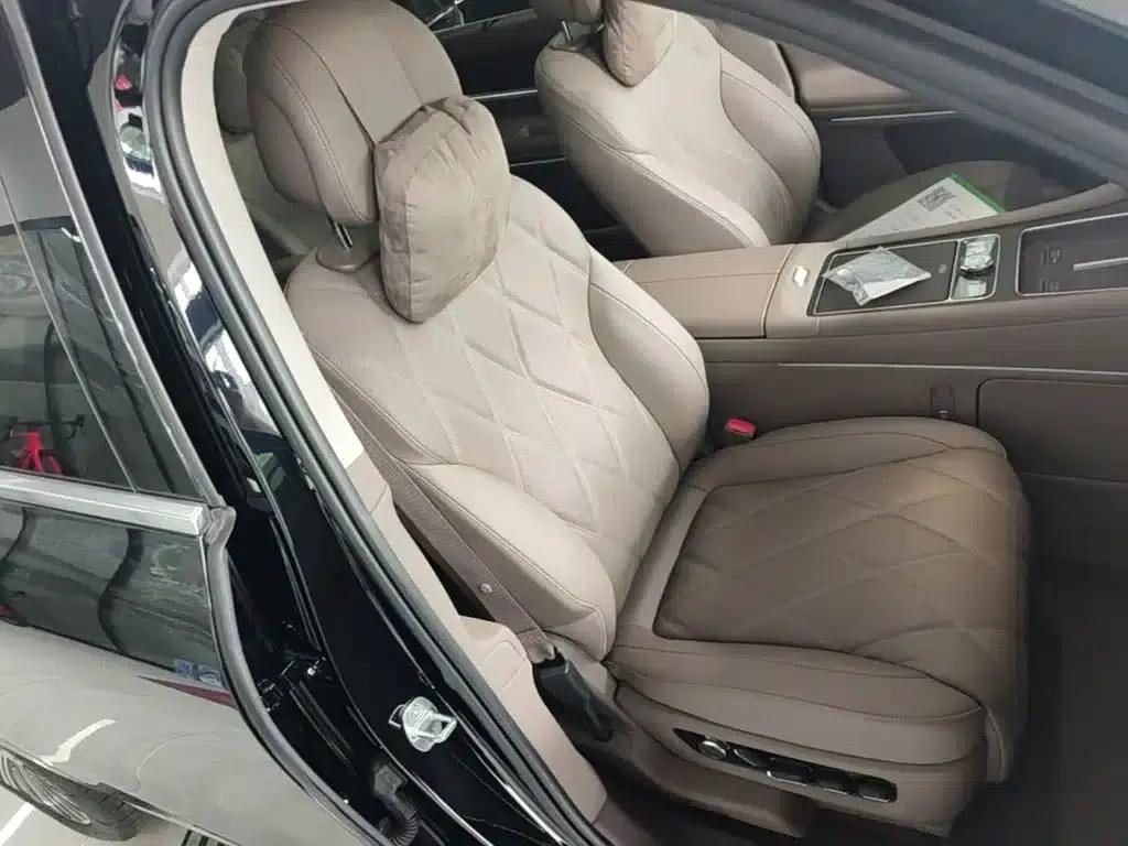 Wenjie M9 2025 Ultra Extended Range Edition 52kWh 6-Seat Version (192-line LiDAR) — миниатюра 20