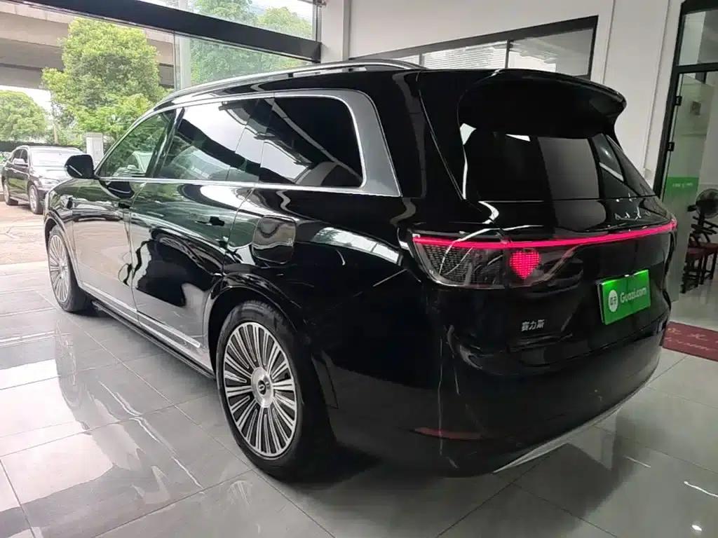 Wenjie M9 2025 Ultra Extended Range Edition 52kWh 6-Seat Version (192-line LiDAR) — миниатюра 23