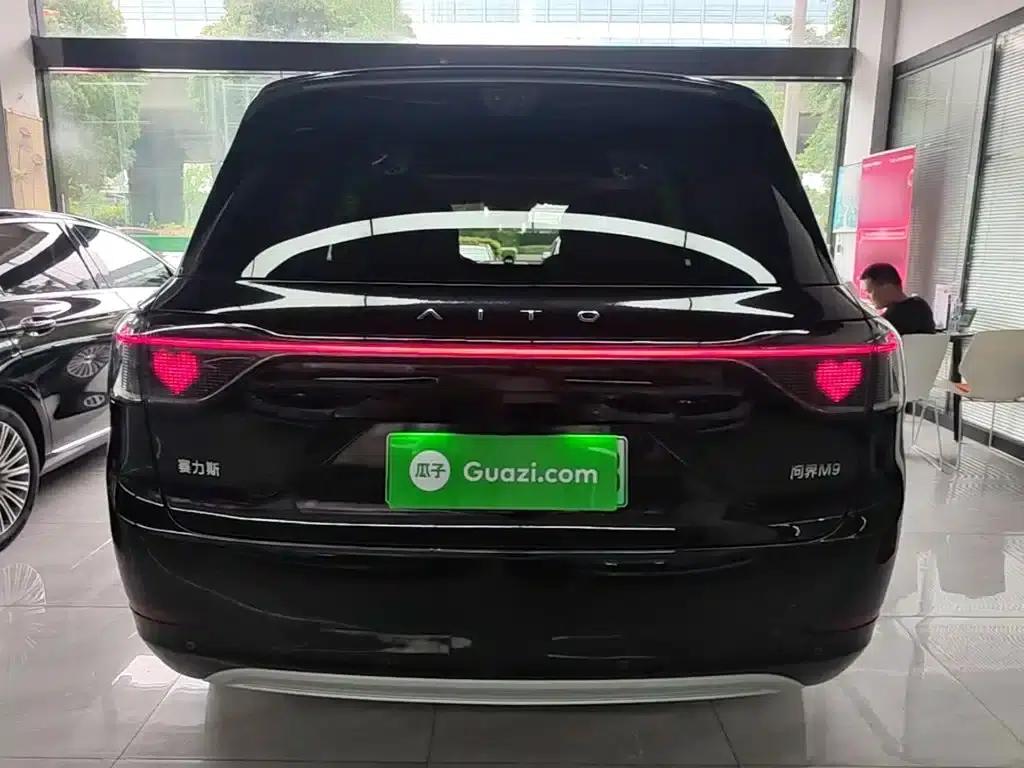 Wenjie M9 2025 Ultra Extended Range Edition 52kWh 6-Seat Version (192-line LiDAR) — миниатюра 4
