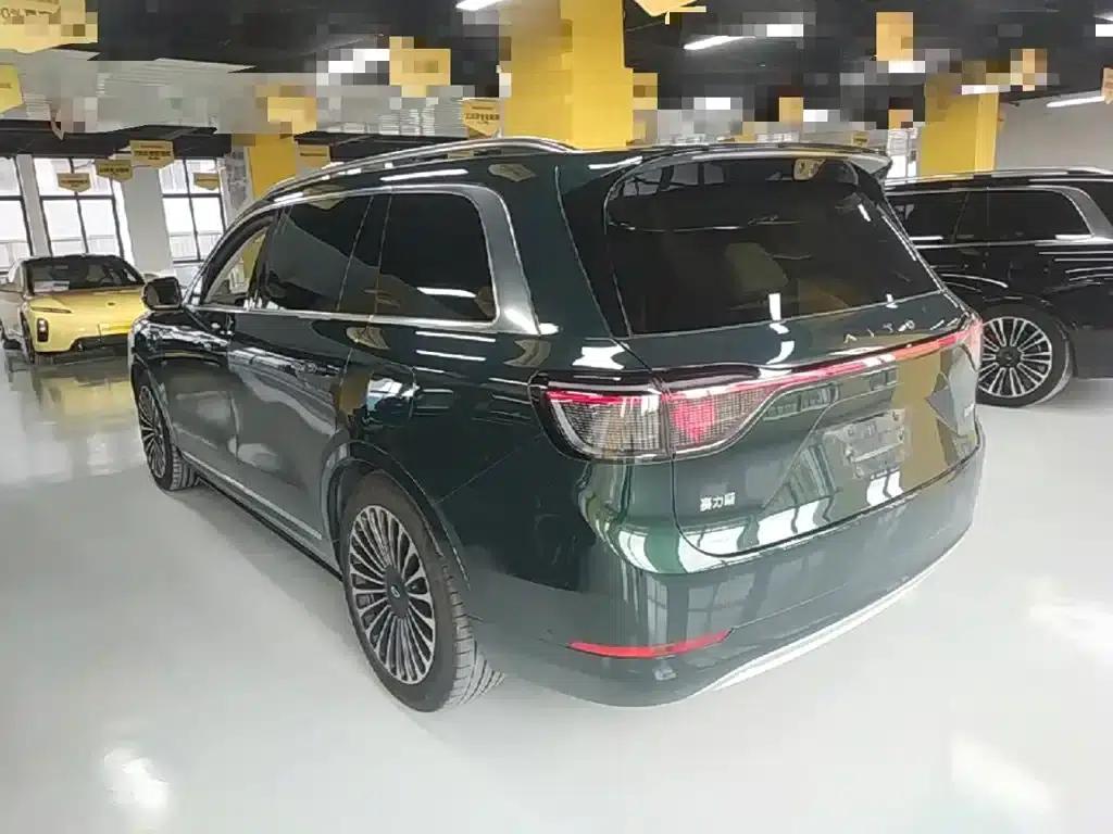 Wenjie M9 2025 Pure Electric Ultra Edition 100kWh 6-Seat Version (192-line LiDAR) — миниатюра 5