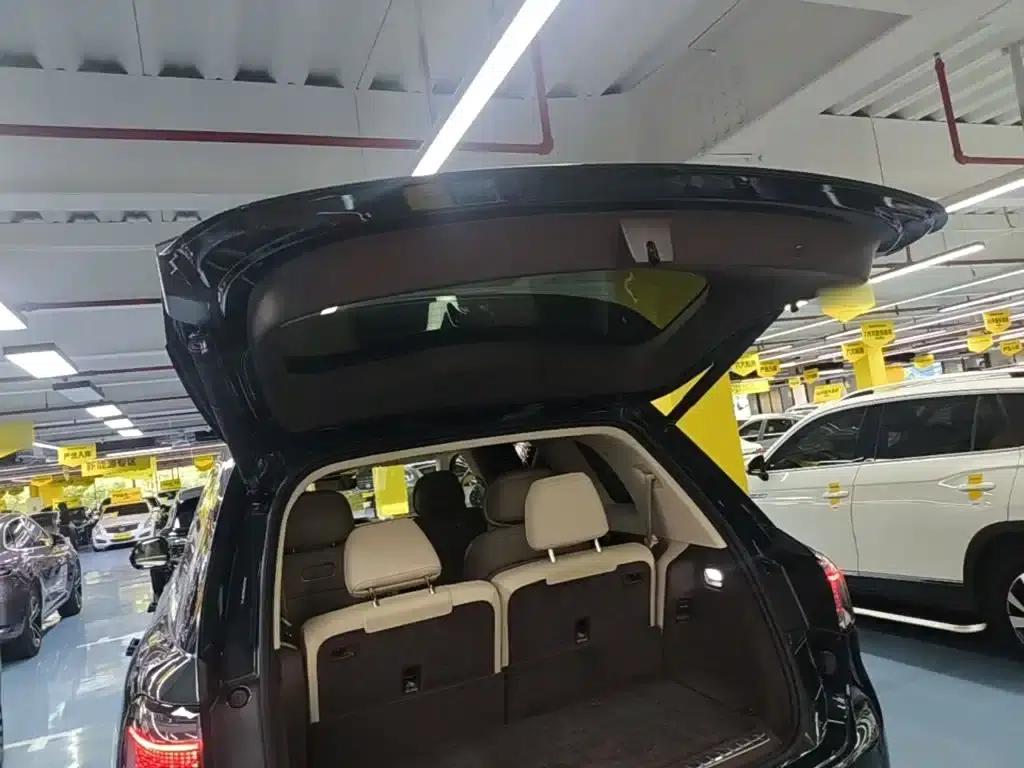 Wenjie M9 2025 Pure Electric Ultra Edition 100kWh 6-Seat Version (192-line LiDAR) — миниатюра 19