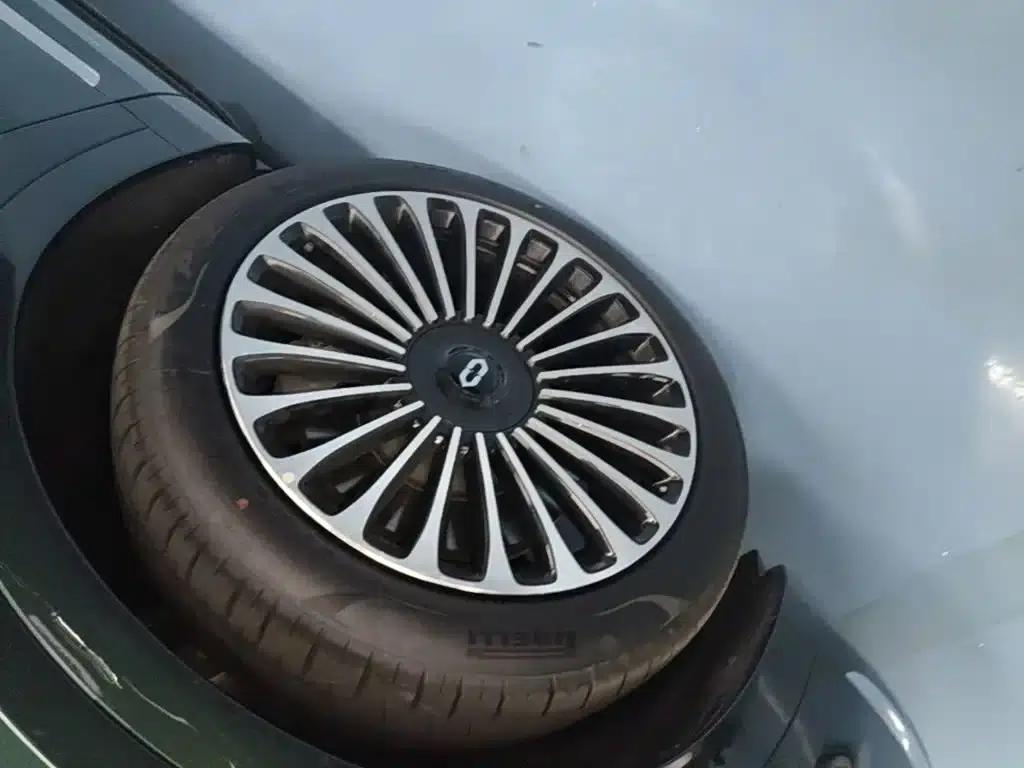 Wenjie M9 2025 Pure Electric Ultra Edition 100kWh 6-Seat Version (192-line LiDAR) — миниатюра 23