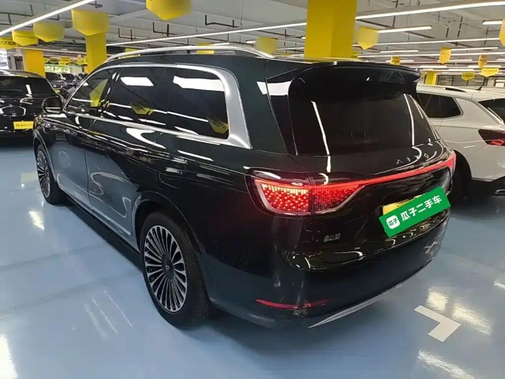 Wenjie M9 2025 Pure Electric Ultra Edition 100kWh 6-Seat Version (192-line LiDAR) — миниатюра 5