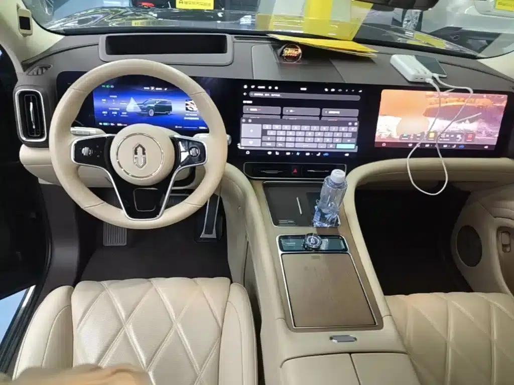 Wenjie M9 2025 Pure Electric Ultra Edition 100kWh 6-Seat Version (192-line LiDAR) — миниатюра 10