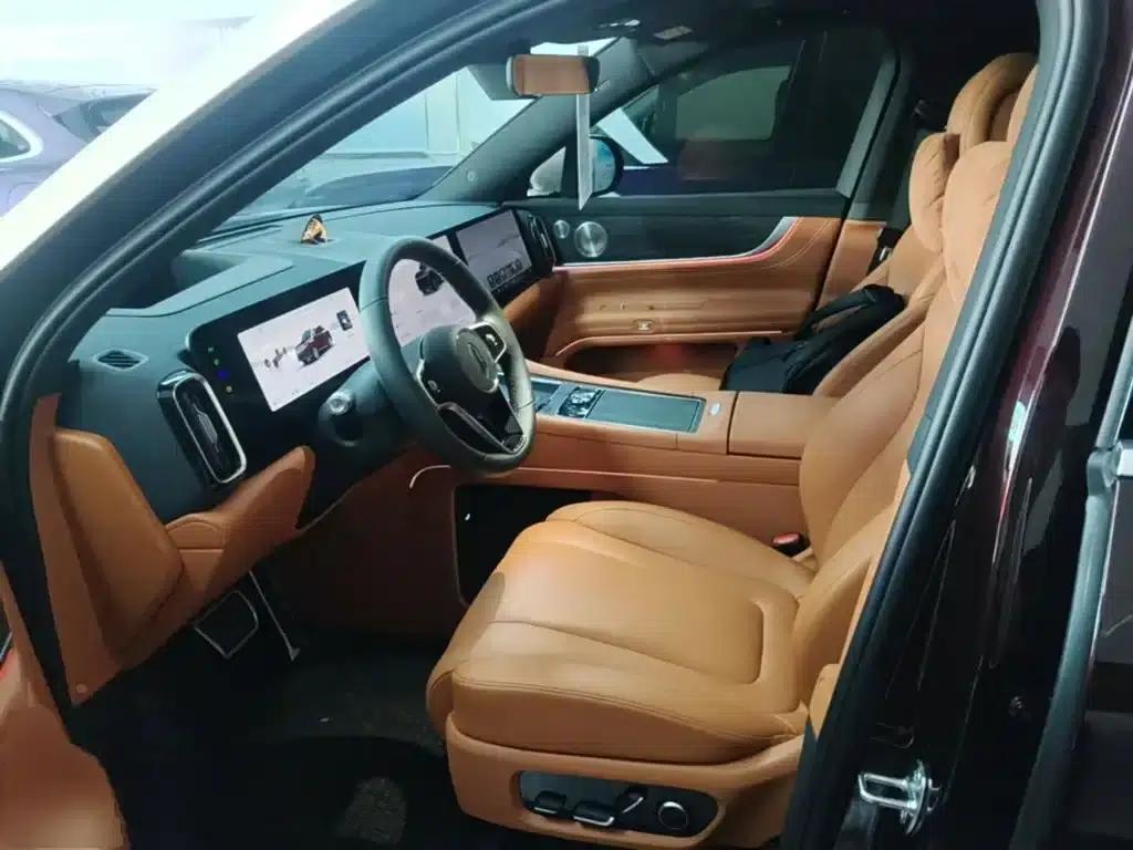 Wenjie M9 2025 Extended Range Max Edition 52kWh 6-Seat Version (192-line LiDAR) — миниатюра 11
