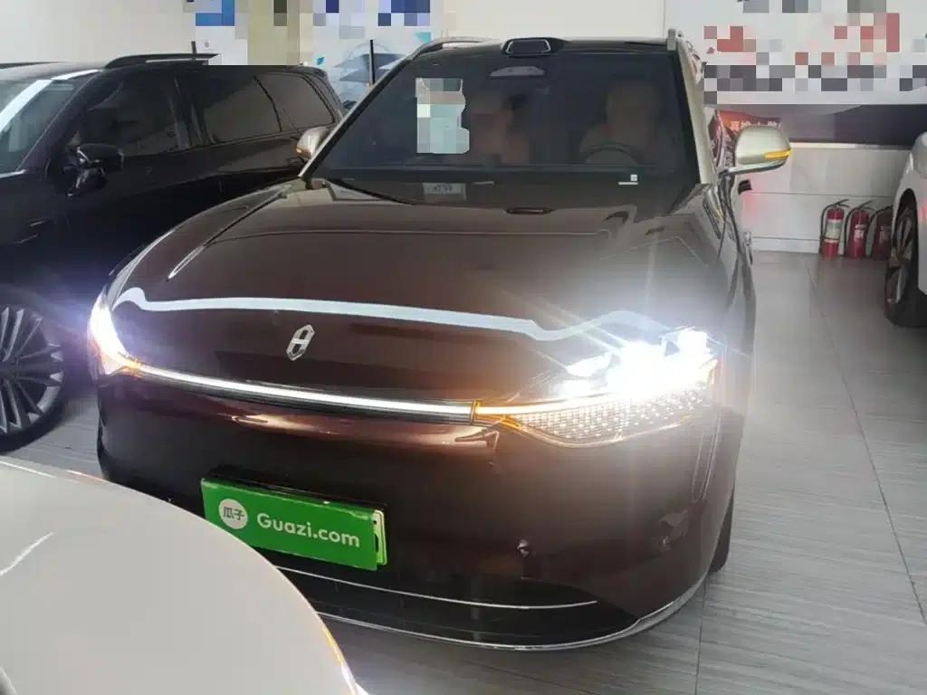 Wenjie M9 2025 Extended Range Max Edition 52kWh 6-Seat Version (192-line LiDAR) — миниатюра 3