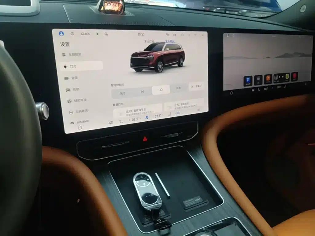 Wenjie M9 2025 Extended Range Max Edition 52kWh 6-Seat Version (192-line LiDAR) — миниатюра 9