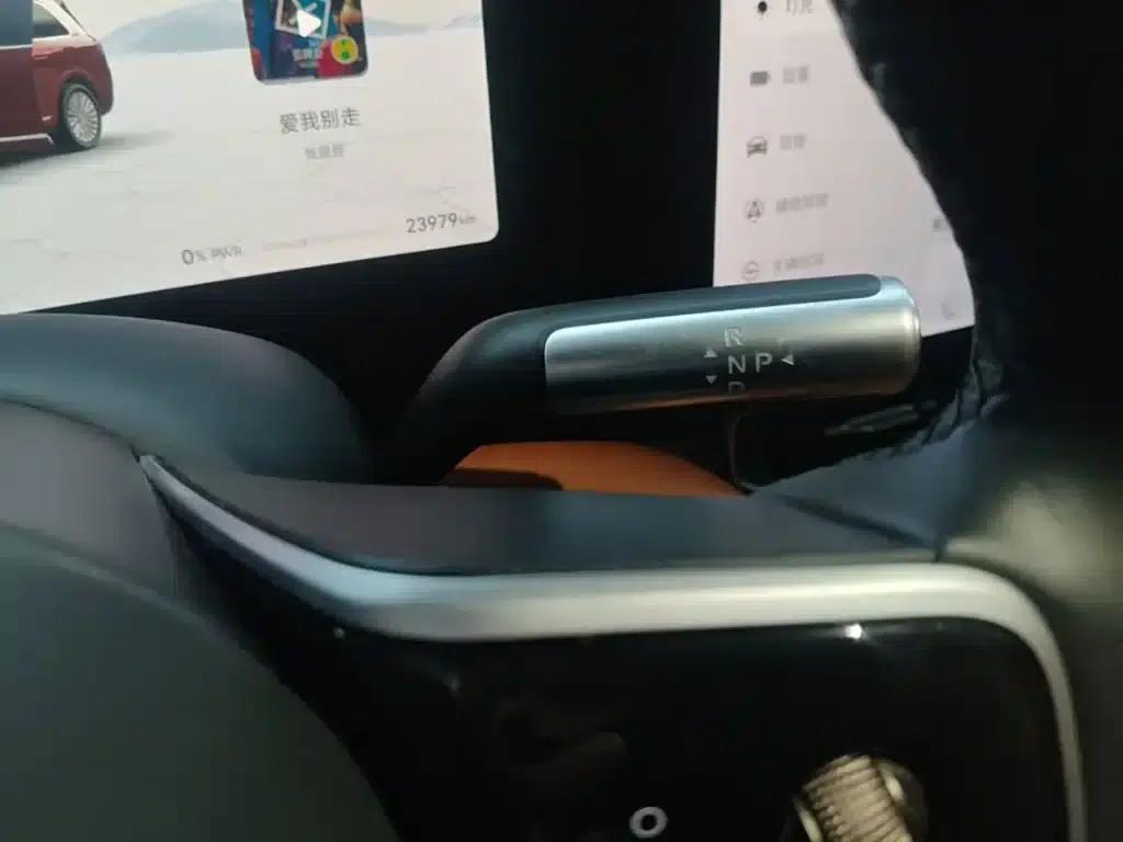 Wenjie M9 2025 Extended Range Max Edition 52kWh 6-Seat Version (192-line LiDAR) — миниатюра 10