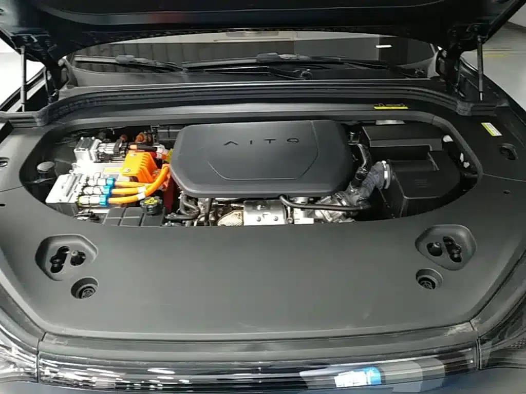 Wenjie M9 2025 Ultra Extended Range Edition 52kWh 6-Seat Version (192-line LiDAR) — миниатюра 20