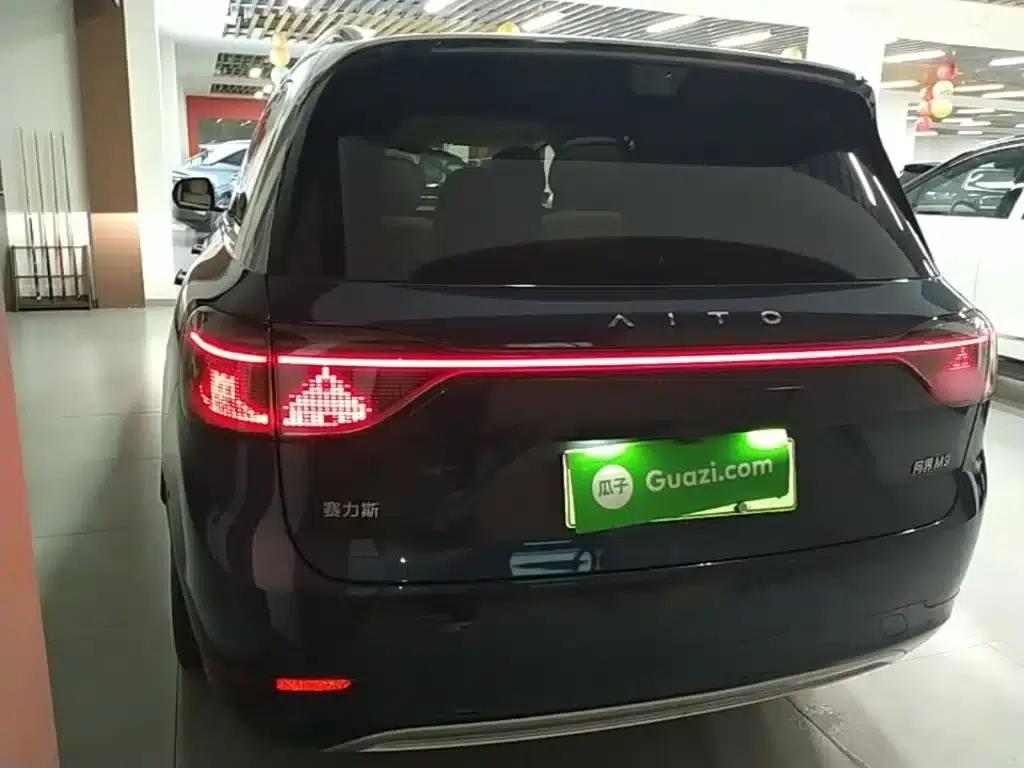 Wenjie M9 2025 Ultra Extended Range Edition 52kWh 6-Seat Version (192-line LiDAR) — миниатюра 5