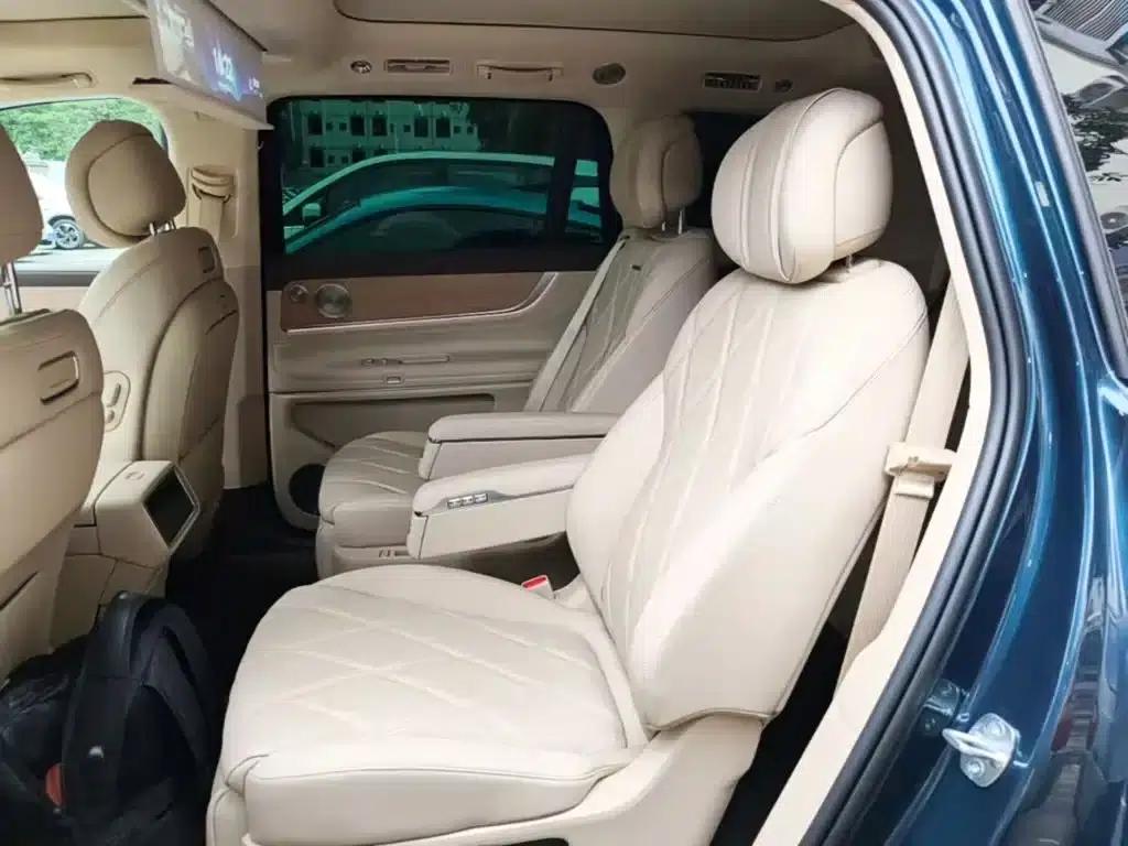 Wenjie M9 2025 Ultra Extended Range Edition 52kWh 6-Seat Version (192-line LiDAR) — миниатюра 17
