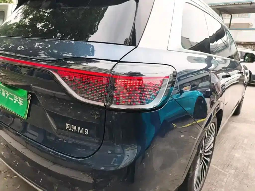 Wenjie M9 2025 Ultra Extended Range Edition 52kWh 6-Seat Version (192-line LiDAR) — миниатюра 8