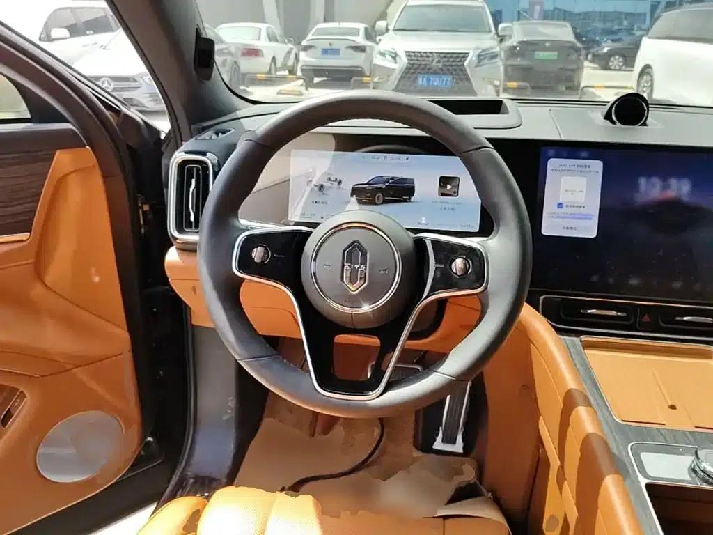 Wenjie M9 2025 Ultra Extended Range Edition 52kWh 6-Seat Version (192-line LiDAR) — миниатюра 11