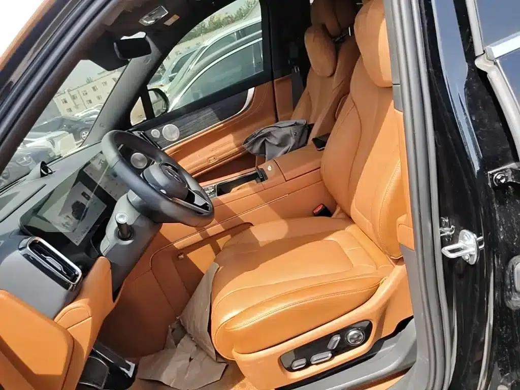 Wenjie M9 2025 Ultra Extended Range Edition 52kWh 6-Seat Version (192-line LiDAR) — миниатюра 15